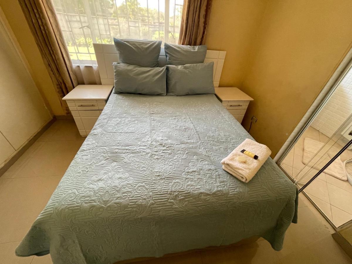 The Hawks Bed And Breakfast Harare Buitenkant foto