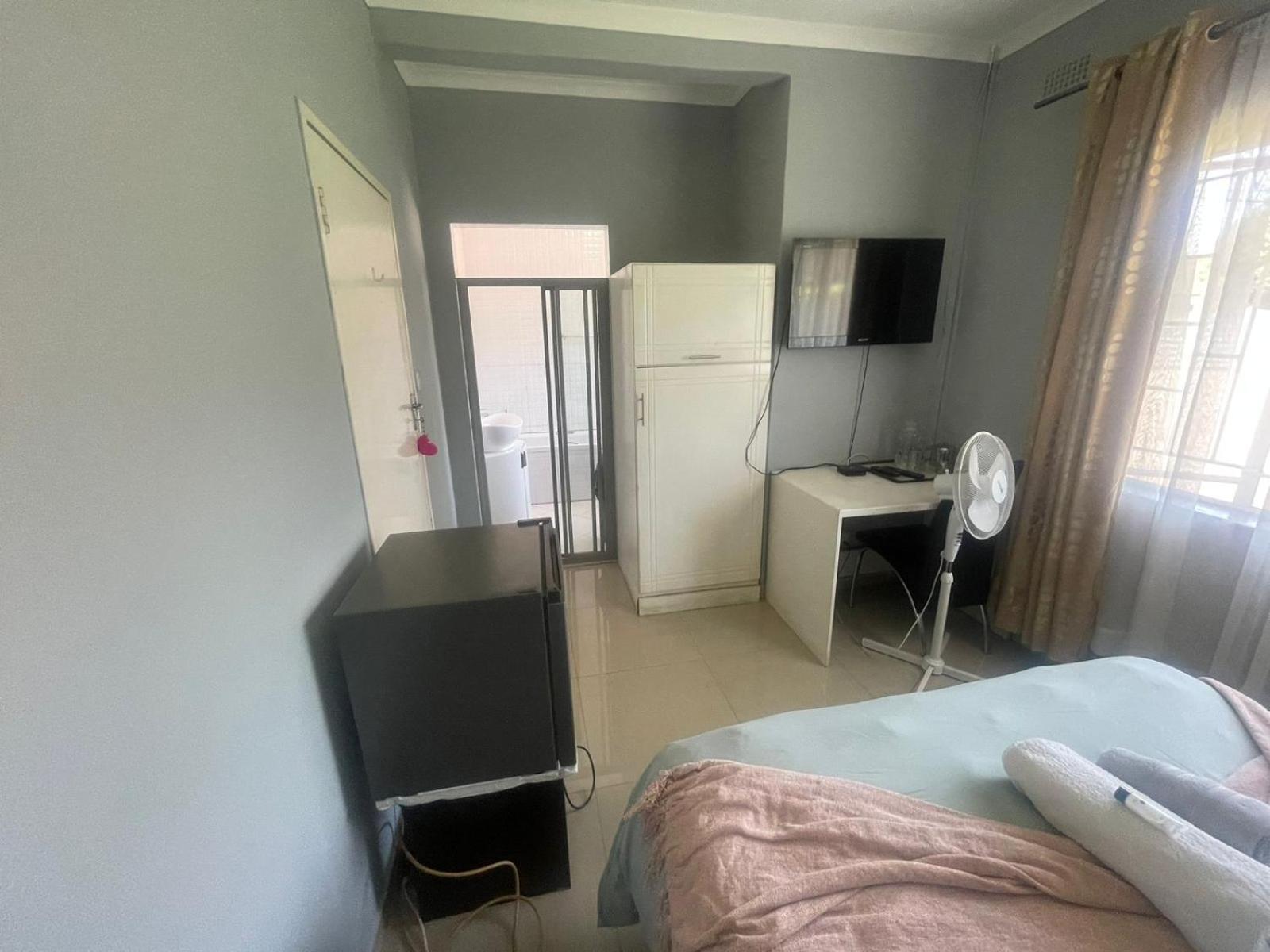 The Hawks Bed And Breakfast Harare Buitenkant foto