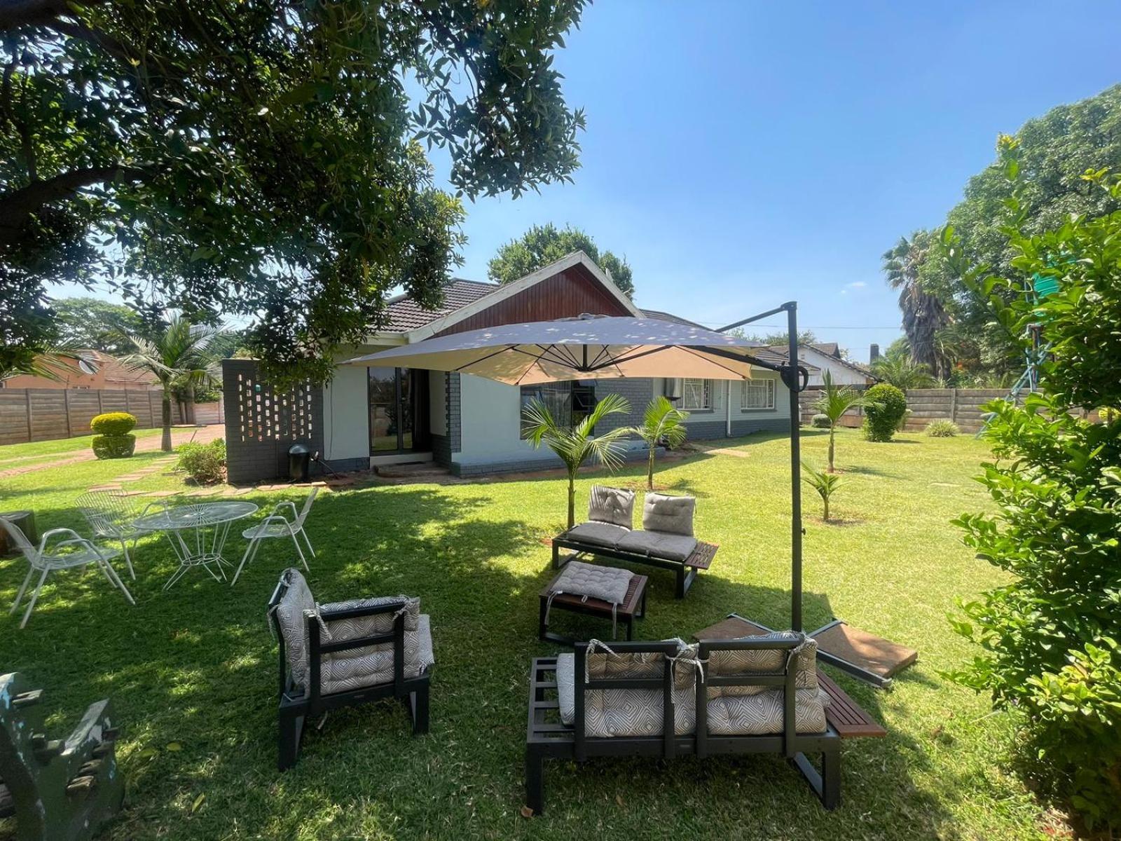 The Hawks Bed And Breakfast Harare Buitenkant foto