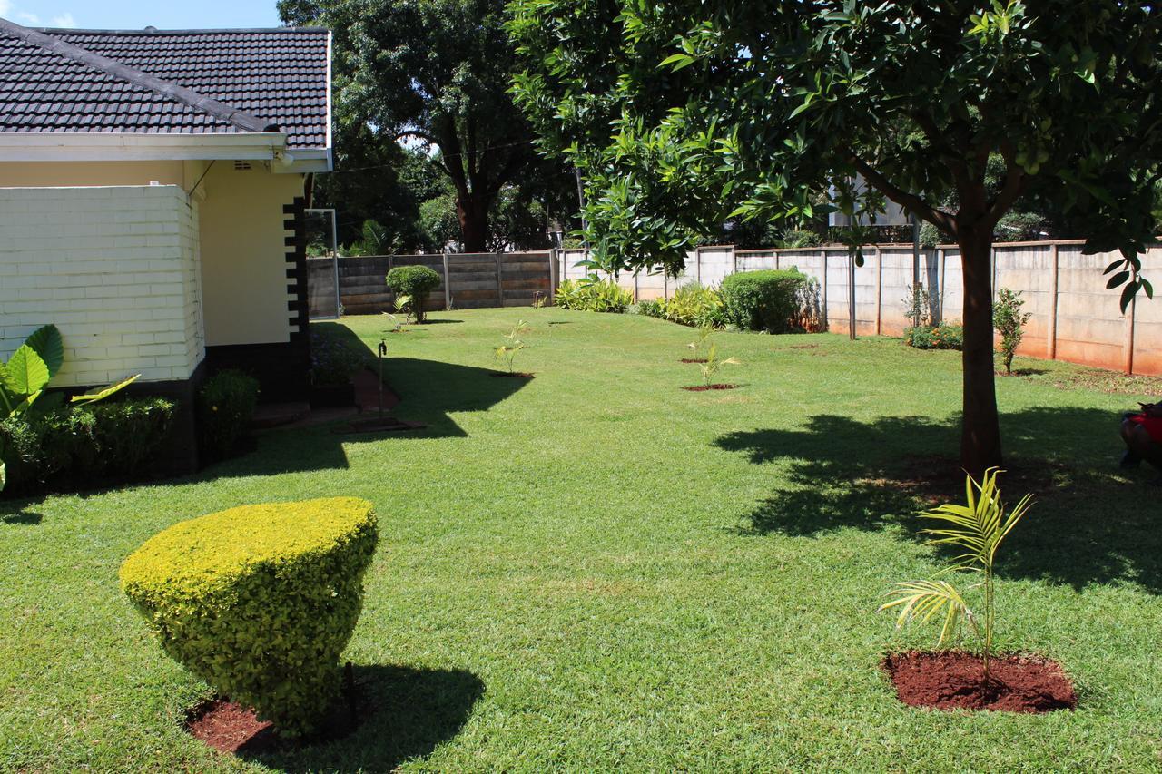 The Hawks Bed And Breakfast Harare Buitenkant foto